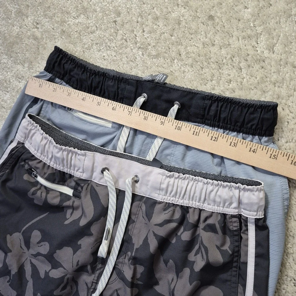 Vuori Banks Athletic Shorts Mens Small Lot Of 2 Performance Running Gym Hiking